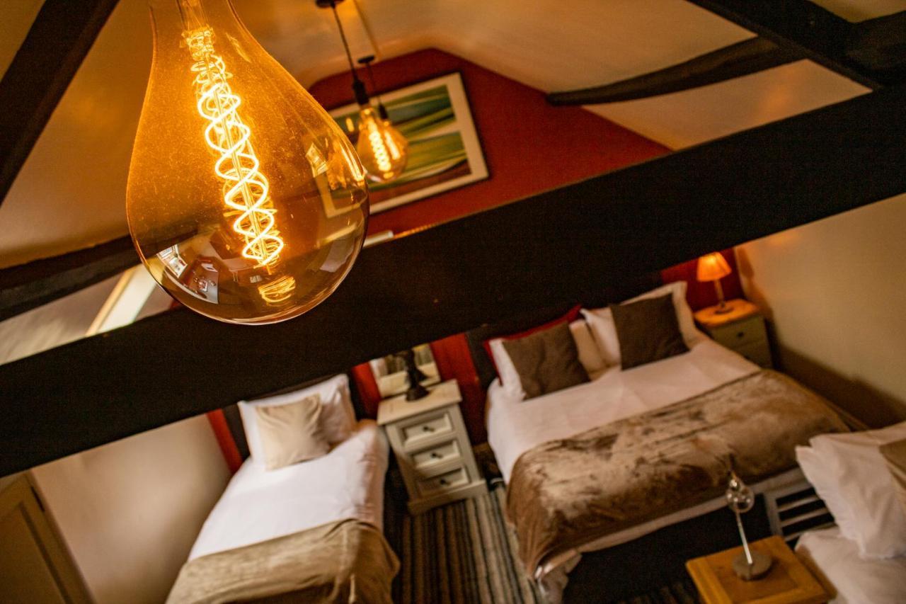 The Dolphin Hotel Chard Εξωτερικό φωτογραφία