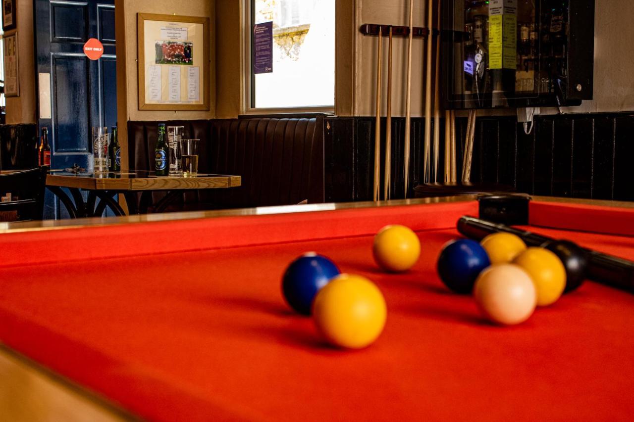 The Dolphin Hotel Chard Εξωτερικό φωτογραφία